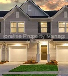 Beautiful, modern, townhome in the Hunt Club community only minutes from Pooler shopping. property image