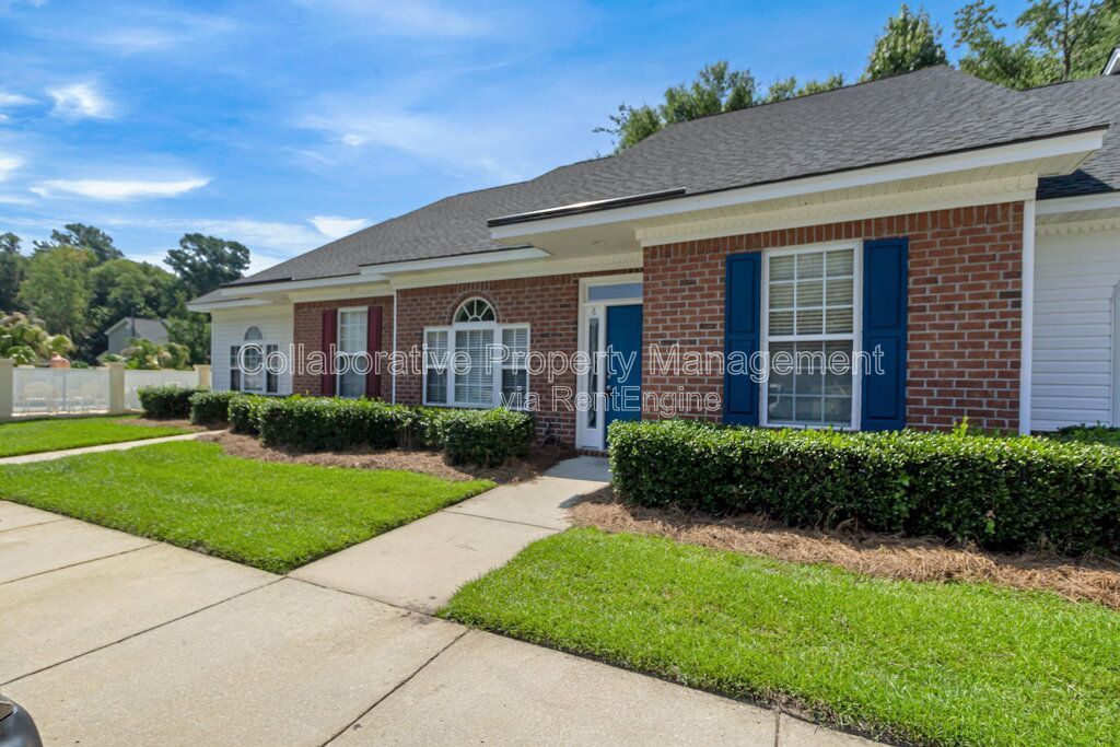 3 bedroom, 2.5-bath townhome located in the Henderson Golf Community property image