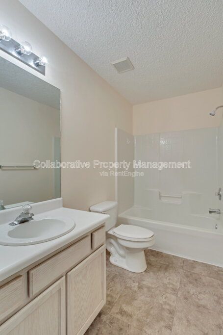 3 bedroom, 2.5-bath townhome located in the Henderson Golf Community property image