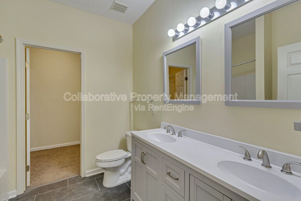 3 bedroom, 2.5-bath townhome located in the Henderson Golf Community property image