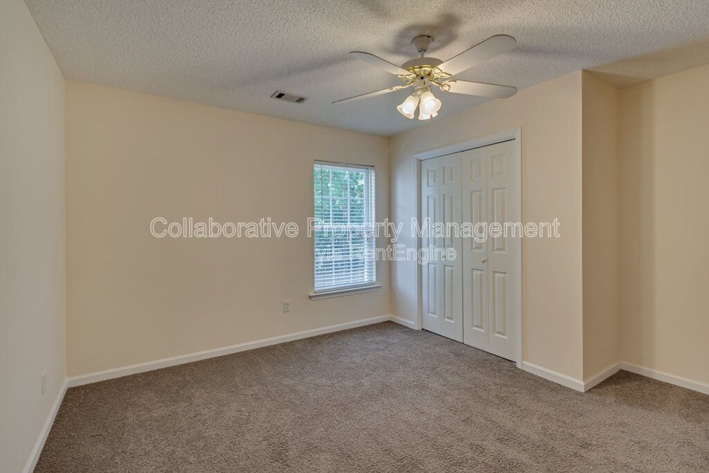 3 bedroom, 2.5-bath townhome located in the Henderson Golf Community property image