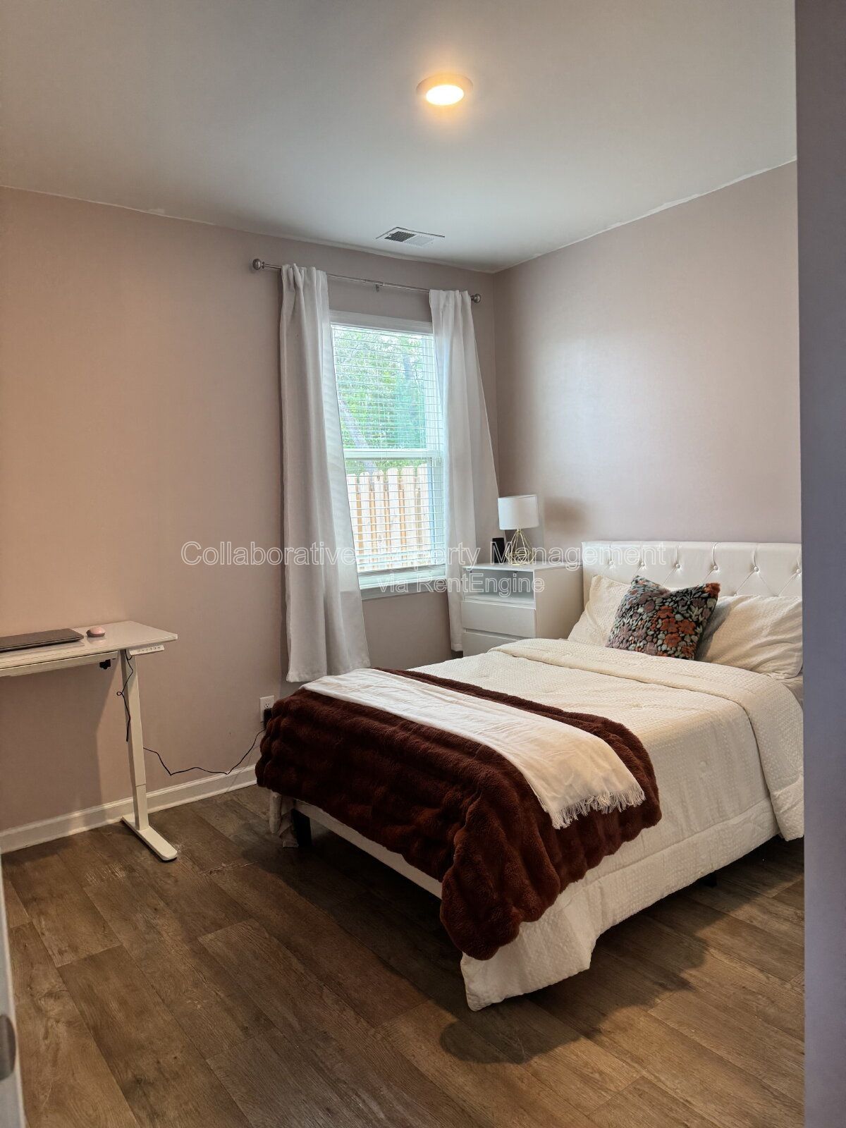 Like new one-story home in the Ways Station golf course community in Richmond Hill
*new photos to follow property image