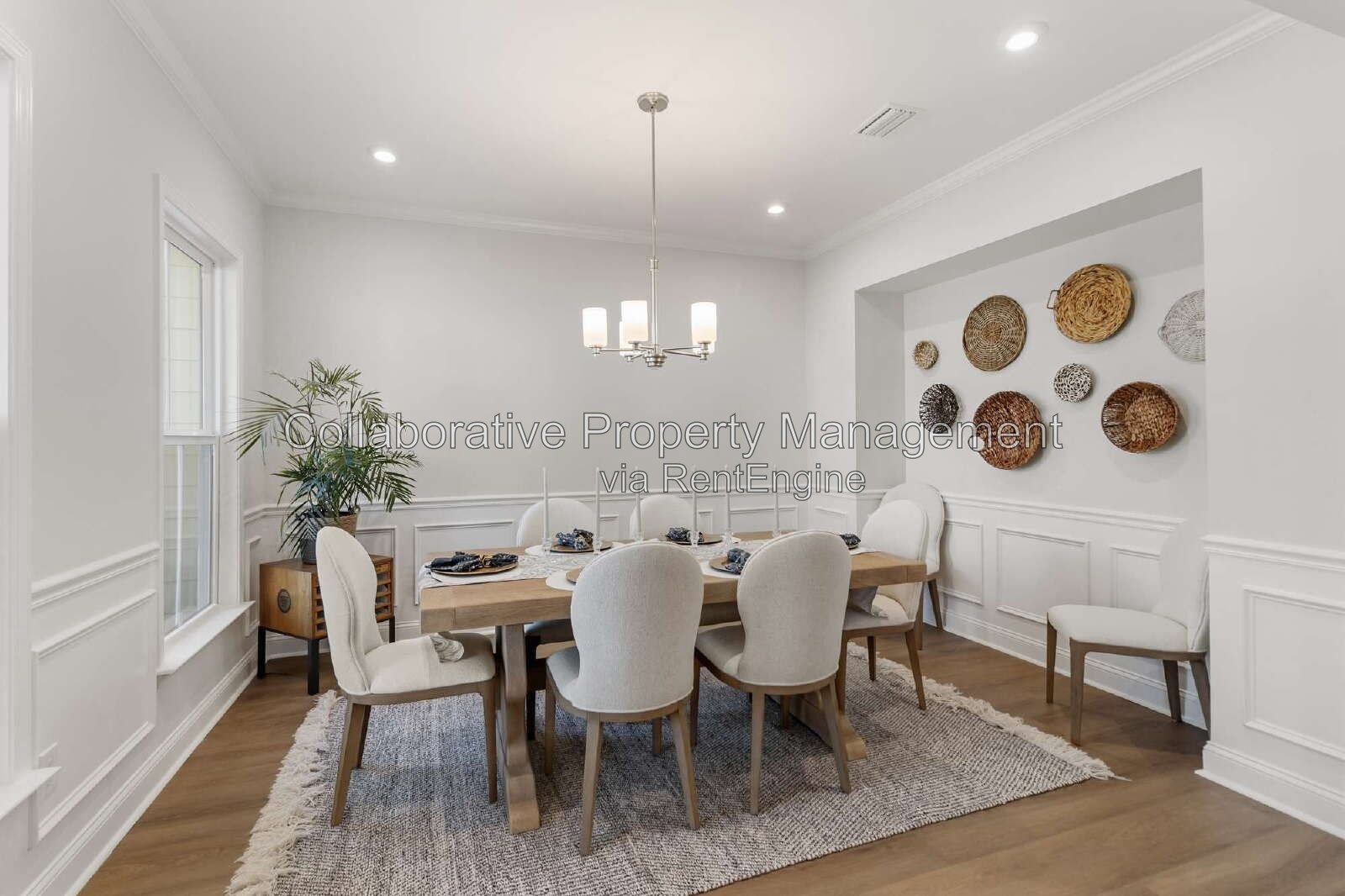 Gorgeous, 5  bedroom, 4.5 bathroom home in Waterways! property image