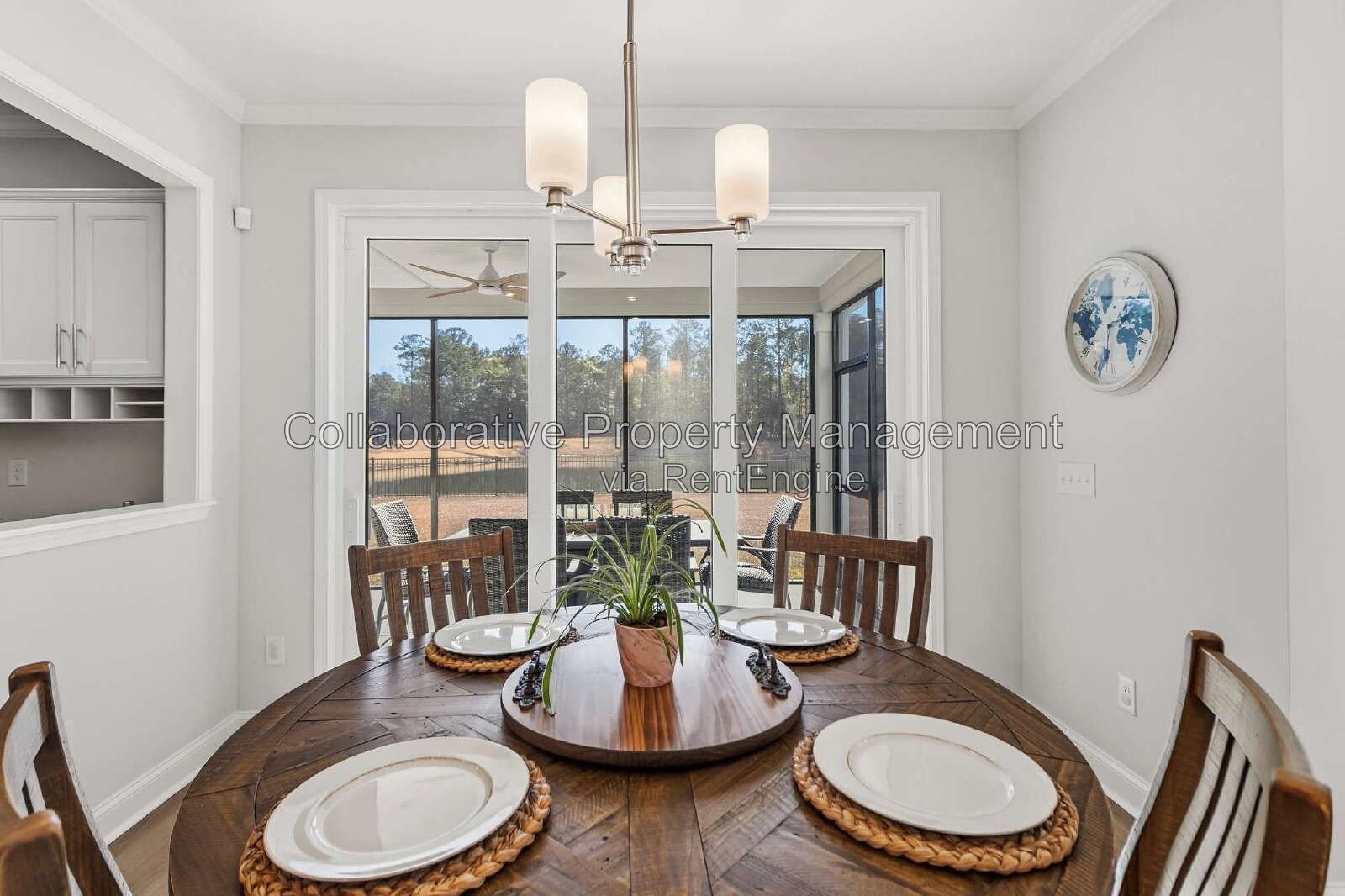 Gorgeous, 5  bedroom, 4.5 bathroom home in Waterways! property image