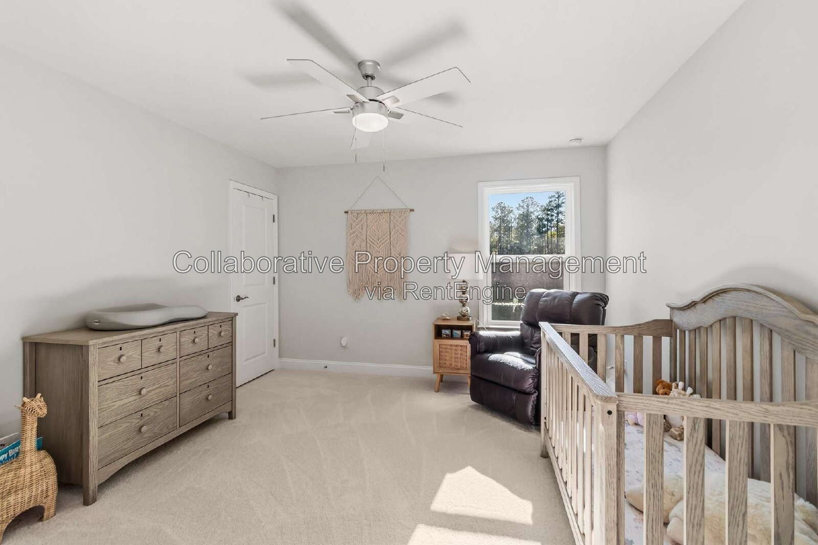 Gorgeous, 5  bedroom, 4.5 bathroom home in Waterways! property image