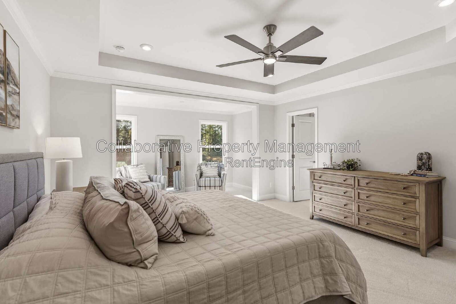 Gorgeous, 5  bedroom, 4.5 bathroom home in Waterways! property image
