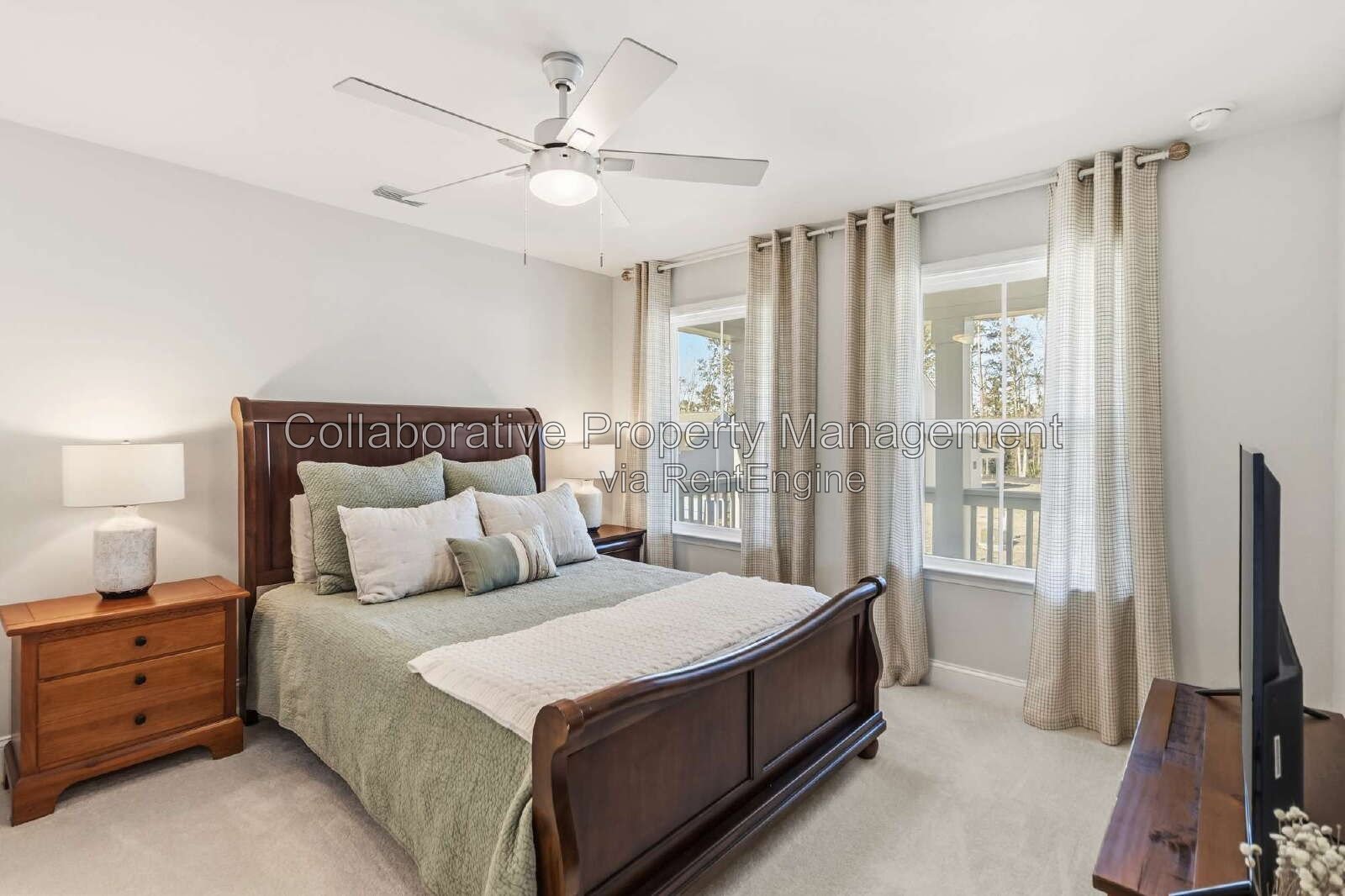 Gorgeous, 5  bedroom, 4.5 bathroom home in Waterways! property image