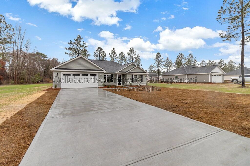 Well kept, one story, 4 bedroom, 2 bathroom home in Ellabell property image