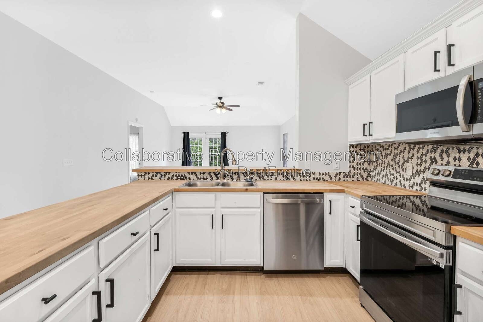 Freshly updated, 4 bedroom, 2 bathroom home in Waterford Landing property image