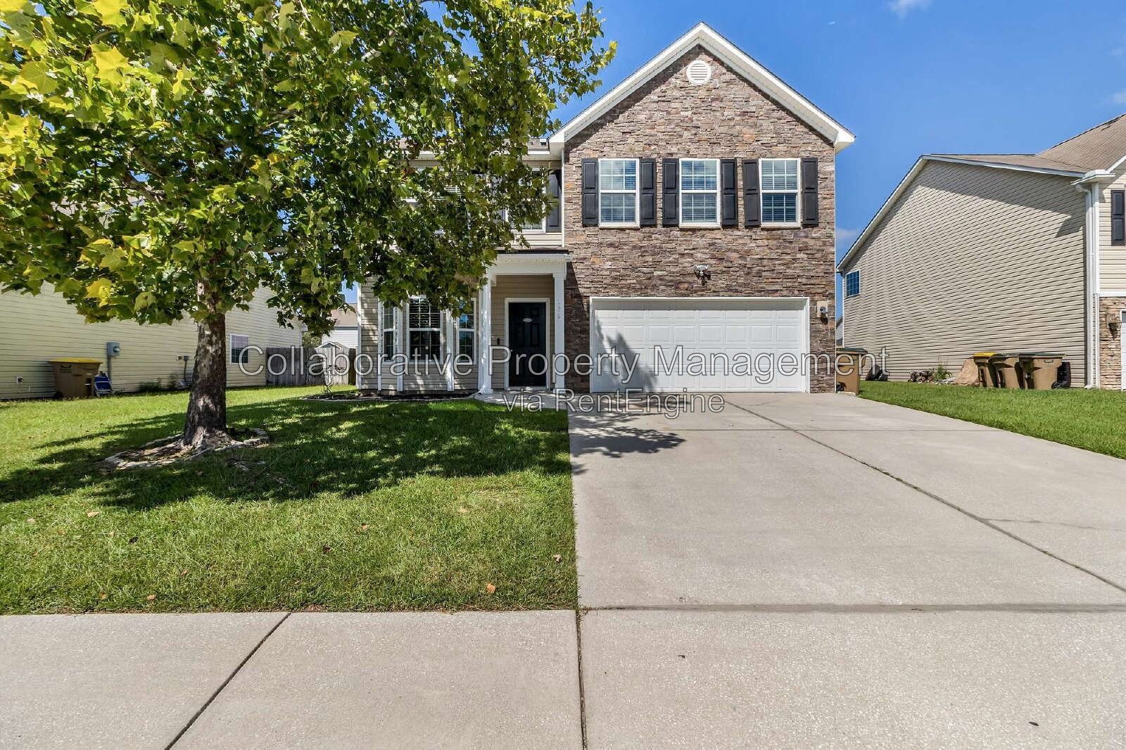MOVE-IN SPECIAL! Enjoy 50% off of the first full month's rent. Must qualify and move in by 10/15! property image