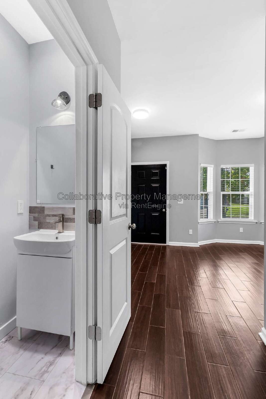 MOVE-IN SPECIAL! Enjoy 50% off of the first full month's rent. Must qualify and move in by 10/15! property image