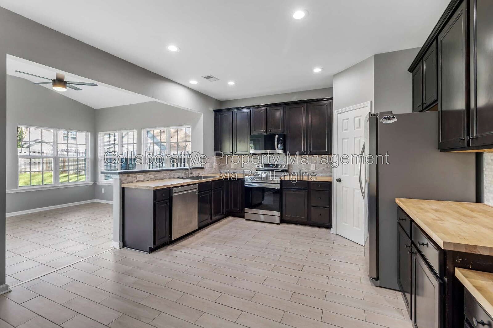 MOVE-IN SPECIAL! Enjoy 50% off of the first full month's rent. Must qualify and move in by 10/15! property image