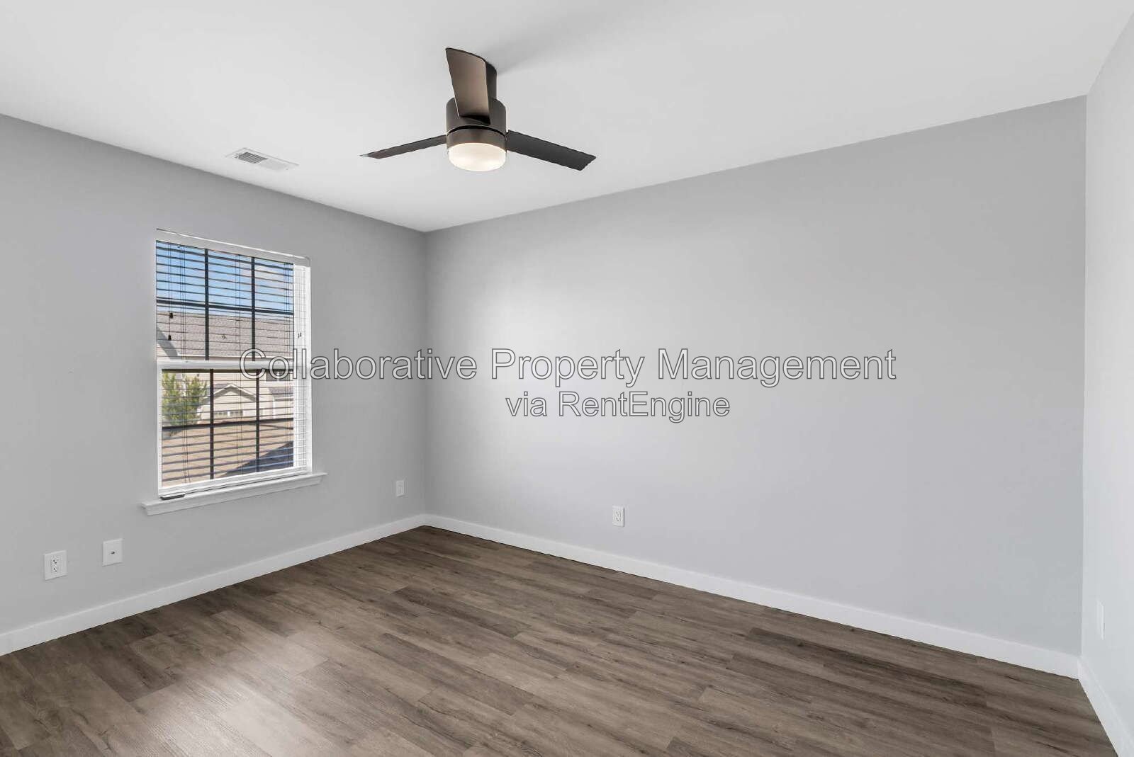 MOVE-IN SPECIAL! Enjoy 50% off of the first full month's rent. Must qualify and move in by 10/15! property image